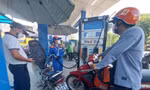 Trong 90 ngày, Quỹ bình ổn xăng dầu "đốt" 2.155 tỷ đồng. Ảnh minh họa 
