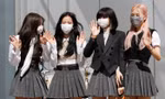 Bí quyết nào giúp BLACKPINK vẫn xinh đẹp bất chấp dù đeo khẩu trang kín mít?