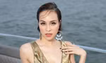 Liên tục diện váy áo cắt xẻ hết cỡ, Phương Mai chính là nữ MC quyến rũ nhất xứ Việt