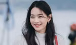 "Hometown Cha-Cha-Cha": Shin Min Ah gặp rắc rối chỉ vì một thứ idol K-Pop mặc thường xuyên