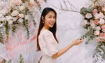 Giữa tin đồn bầu bí, Thủy Tiên lại có hành động lạ khi chụp ảnh cùng chồng
