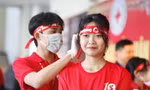 Các bạn tình nguyện viên tại chương trình. Ảnh: Nguyễn Thắng.
