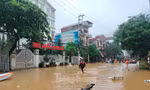 Một tình nguyện viên ở Yên Bái bị lật thuyền tử vong