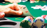 Nhiều golfer bị bắt quả tang đánh Poker trong khách sạn cao cấp