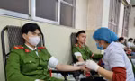 Cán bộ, sinh viên, chiến sĩ lực lượng vũ trang Thái Bình sôi nổi tham gia Chủ nhật Đỏ