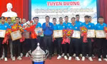 Tỉnh Đoàn TT-Huế tuyên dương đội bóng đá Đại học Huế