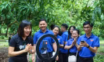 Thanh niên livestream bán nông sản