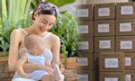 Hồ Ngọc Hà gửi tặng 1.000 bộ đồ bảo hộ cho các y bác sĩ ở Bắc Giang phòng chống dịch