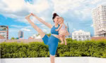 Hồ Ngọc Hà thử thách vừa bế con vừa tập yoga nhưng netizen chỉ chú ý đến điều này