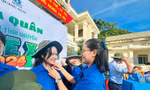 Sinh viên Quảng Ngãi tình nguyện xây dựng nông thôn mới
