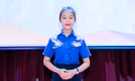 Nữ đoàn viên 'gây sốt' vì tình nguyện nhập ngũ