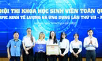 Nhóm sinh viên trường ĐH Ngoại thương giành giải ‘Olympic Kinh tế lượng và ứng dụng’