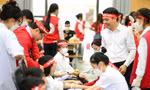Cán bộ và sinh viên đại học Thái Nguyên sôi nổi hiến máu Chủ nhật Đỏ