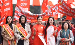 Hàng nghìn sinh viên diễu hành hưởng ứng ‘Chủ Nhật Đỏ 2024’