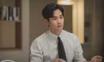 Knet bảo vệ Kim Soo Hyun sau thông tin anh vắng mặt ở đám cưới của bố ruột