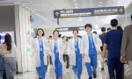 Ngoại truyện của "Hospital Playlist" có "thính" mới, F5 Yulje xuất hiện ra sao?