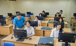 Lớp học chuyển đổi số tại Học viện Công nghệ Bưu chính Viễn thông. Ảnh: PTIT
