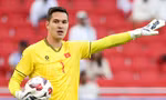 Trọng tài bắt trận Việt Nam vs Philippines kém tuổi Nguyễn Filip