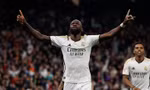 Thắng trận đầu năm, Real Madrid bỏ xa Barca tới 10 điểm