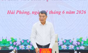 Thủ tướng Chính phủ Lê Minh Hưng chủ trì hội nghị tại Hải Phòng chiều 1/6.