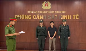 Bắt giám đốc công ty làm giấy tờ giả, chiếm đoạt hơn 22 tỷ đồng
