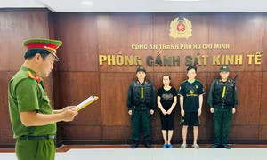Nhóm buôn lậu vàng trị giá hàng chục tỷ đồng sa lưới khi qua sân bay Tân Sơn Nhất