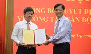 Ông Bùi Hoàng Phương được giới thiệu bầu làm Chủ tịch UBND tỉnh Quảng Trị