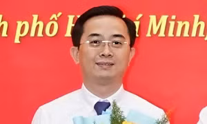 Điều động, bổ nhiệm nhân sự ở TPHCM và 2 tỉnh, thành