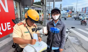 Nộp phạt vi phạm giao thông bằng quét mã QR tại chỗ