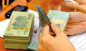 Năm 2027, dự kiến chi thường xuyên hơn 2 triệu tỷ, trong đó có chi cải cách tiền lương