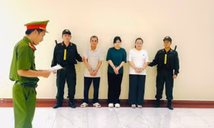Khởi tố 3 bị can làm giả hồ sơ, ‘hô biến’ xuất xứ thiết bị để trúng thầu