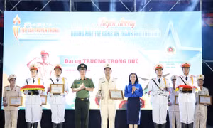 Tuyên dương 30 Gương mặt trẻ tiêu biểu Công an TPHCM
