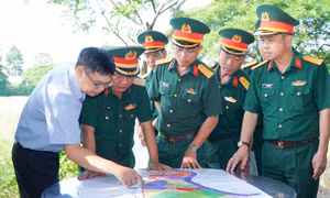 Quân khu 7 khảo sát thực địa, tìm hài cốt liệt sĩ tại Lái Thiêu và Thường Tân