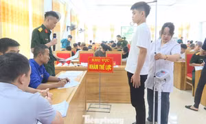Từng không đủ sức khỏe, vì sao vẫn được gọi khám nghĩa vụ quân sự? 
