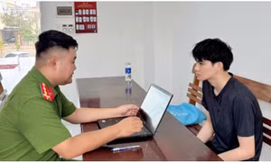 Mất 2,5 tỷ đồng vì bị kẻ gian giả danh nhân viên điện lực, dụ cài ứng dụng EVN giả mạo