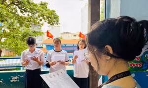 Lý do điểm sàn năm nay giảm mạnh