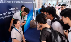 Toàn cảnh đào tạo ngành sức khỏe phía Nam: Học phí có nơi chạm ngưỡng tiền tỷ