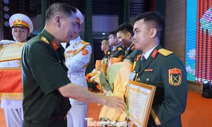 Cán bộ Đoàn lực lượng vũ trang Thủ đô tranh tài với dấu ấn AI 
