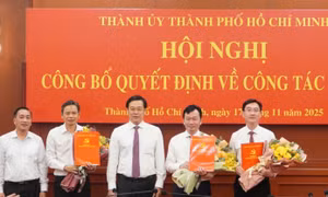 Thành ủy TPHCM điều động, chỉ định nhân sự tại nhiều địa phương