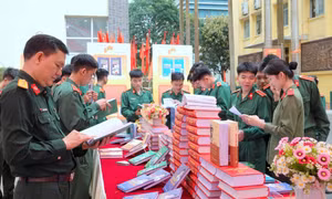 Rèn tư duy phản biện trong thời đại số