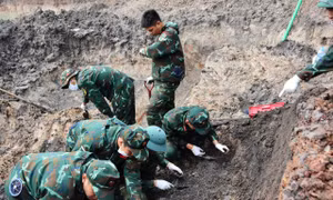 Quy tập thêm 8 hài cốt liệt sĩ ở công viên Lê Thị Riêng