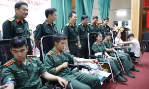 Nghĩa cử cao đẹp của đoàn viên Học viện Quân y