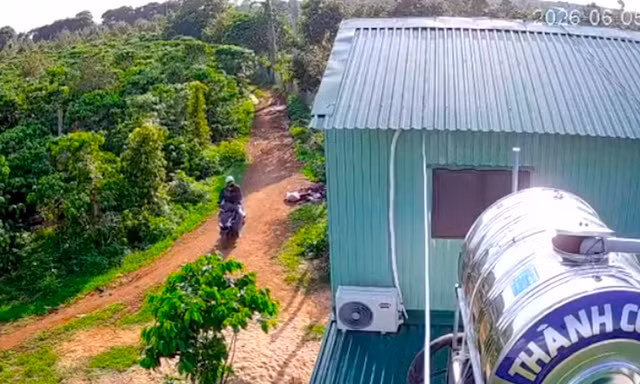 Lắp camera quanh nhà để cảnh giới, bán ma tuý
