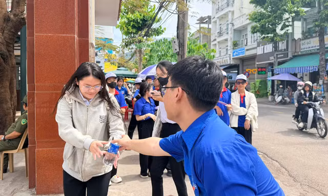 Cả ngàn đoàn viên, thanh niên Gia Lai tham gia tiếp sức mùa thi