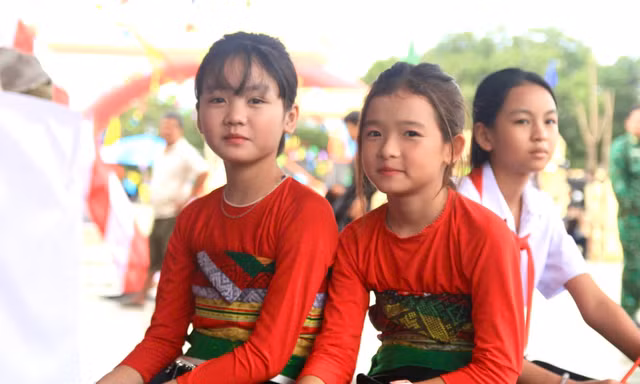 Hạnh phúc của học sinh dân tộc thiểu số vùng biên