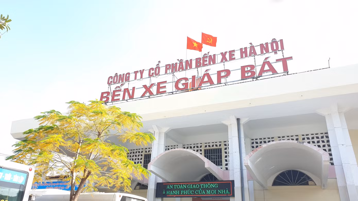 anh-2-ben-xe-gbat.jpg