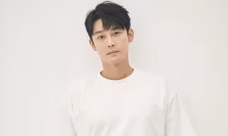 Sung Hyuk chưa bao giờ là 'kẻ cơ hội' đến thế