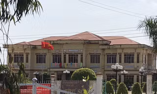 Trụ sở UBND xã Định Thành Á