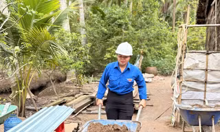 Bến Tre xây, sửa hơn 4.000 căn nhà giúp hộ khó khăn, người nghèo an cư