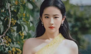 Lưu Diệc Phi bị công kích sau khi Tạ Đình Phong, Trần Phi Vũ đổi về quốc tịch Trung Quốc
